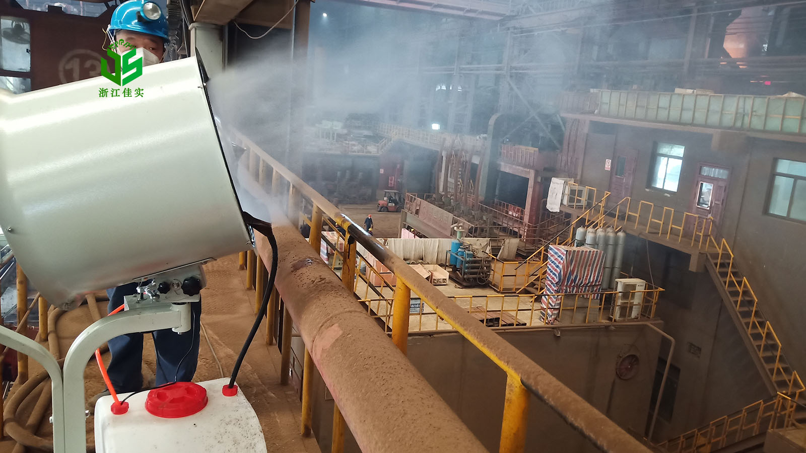 离心手推加湿器可以直接使用自来水供水吗？